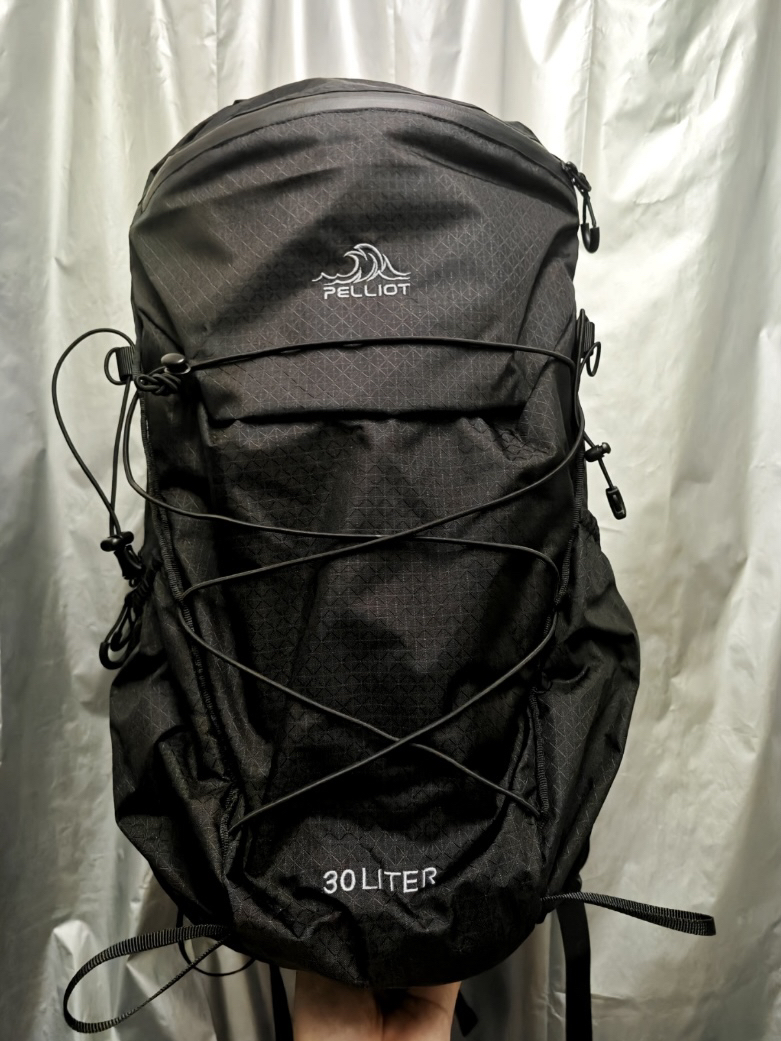 完全不显臃肿的登山包欸