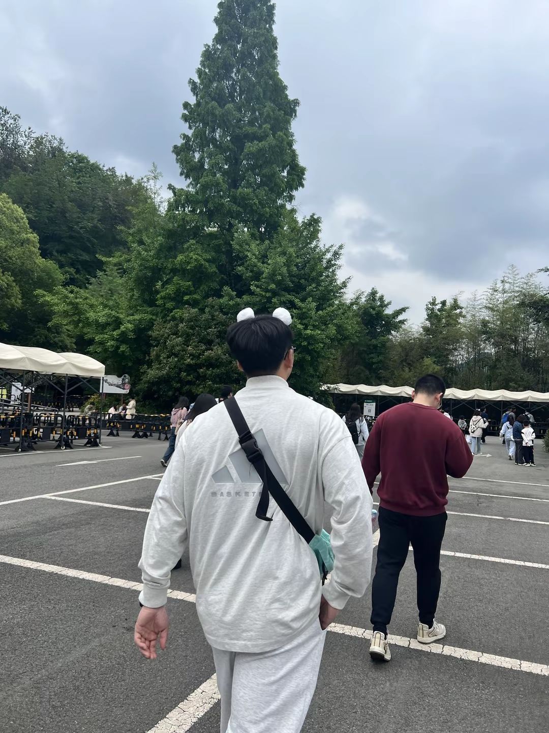 今天要分享的是我近期入手的超级好看的衣服！👚