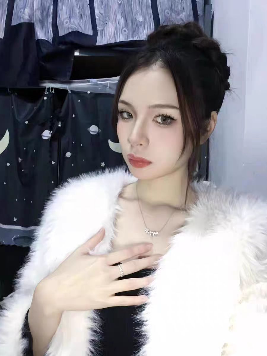 ！这款项链真的是太精致了，完全不输大牌！