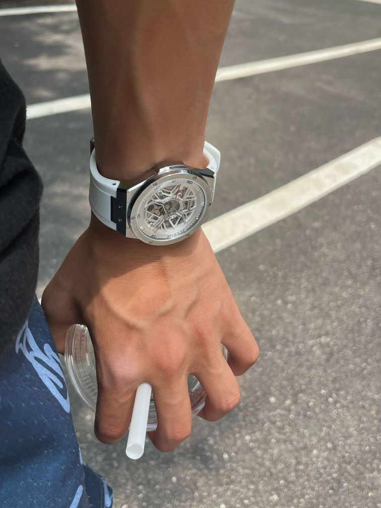 🎇家人们！谁懂啊！我已经深深陷入白色手表的魅力无法自拔啦！