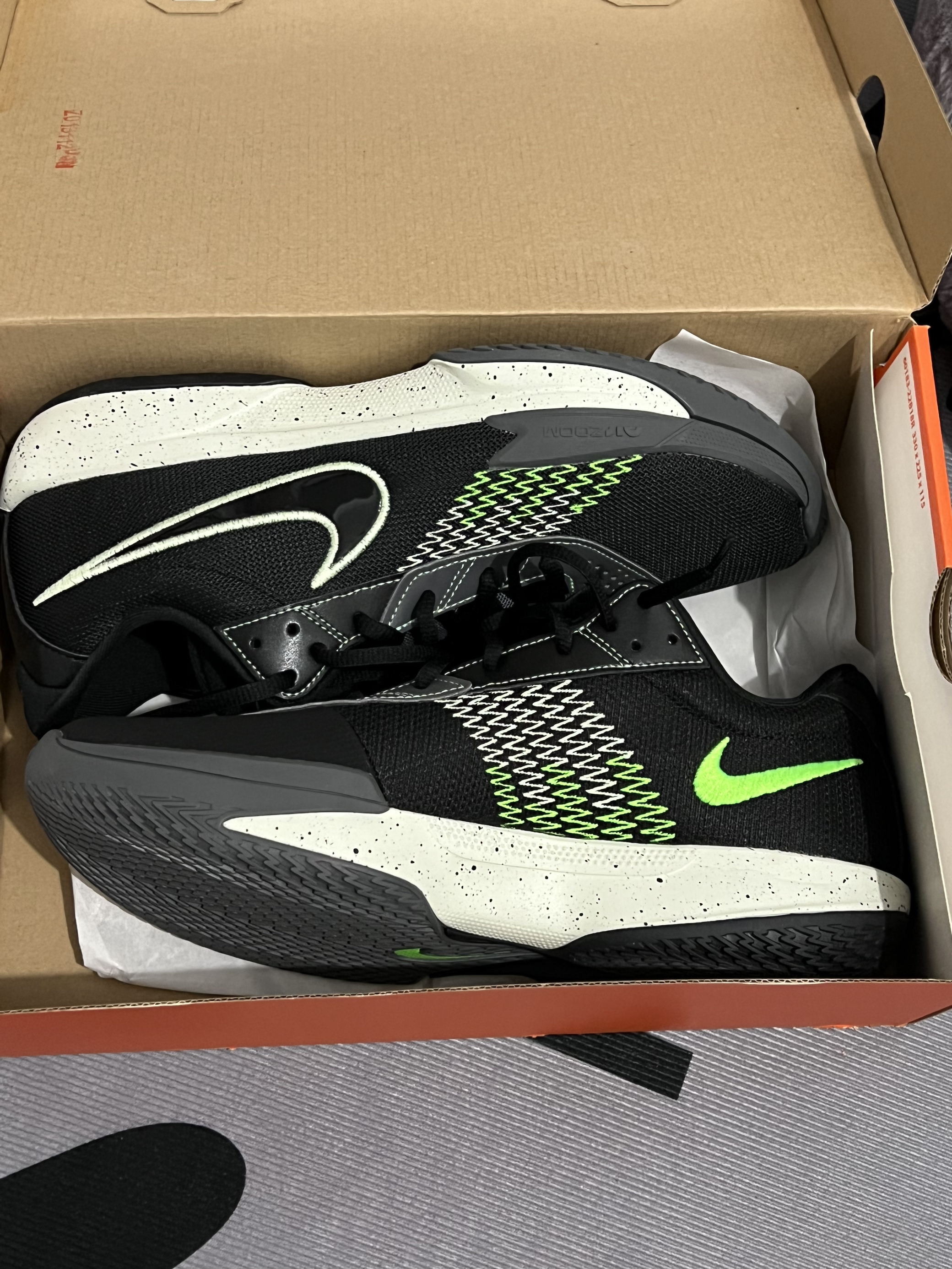 Nike Air Zoom G.T.实战篮球鞋