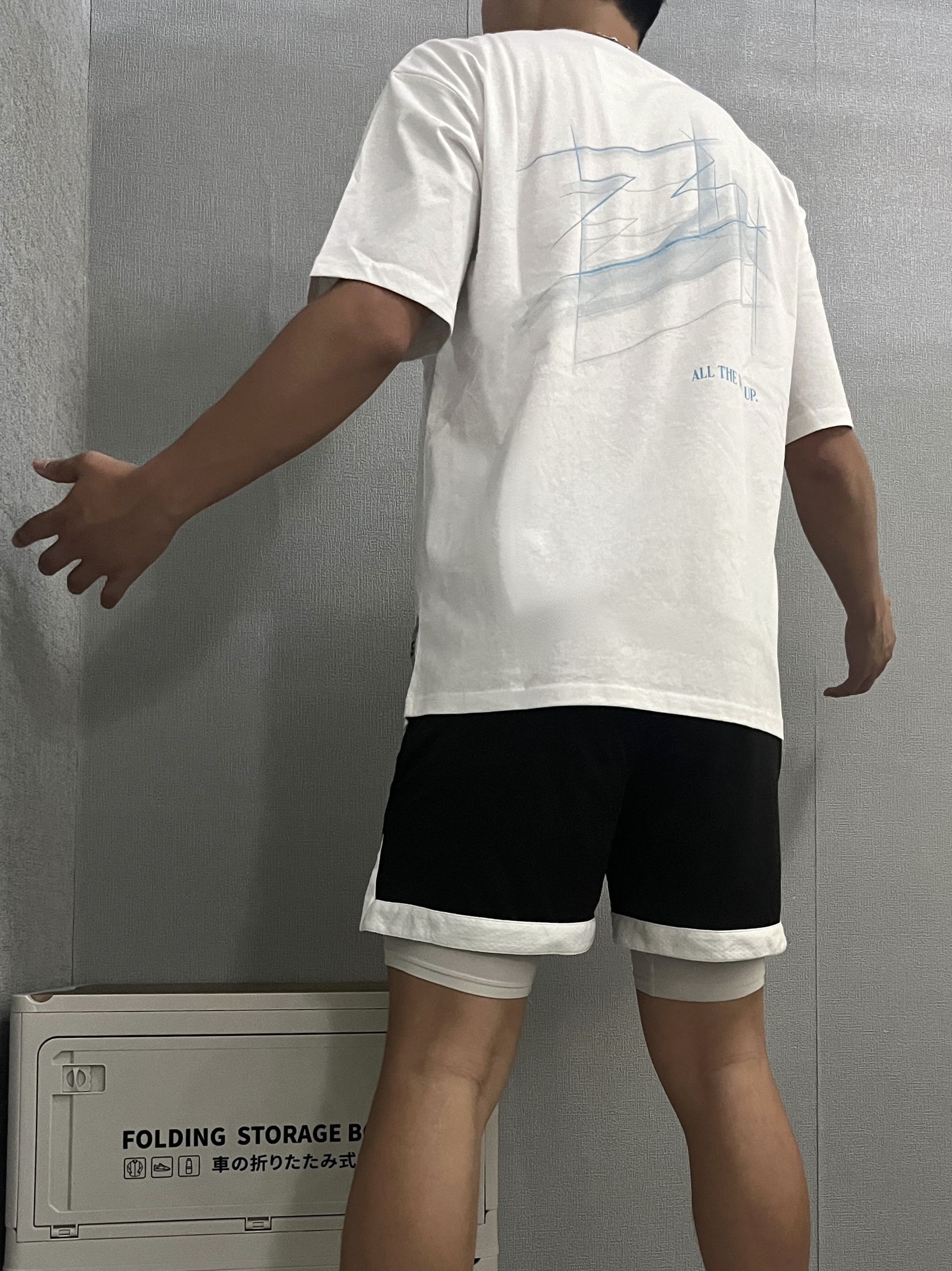 干净清爽的体育生穿搭