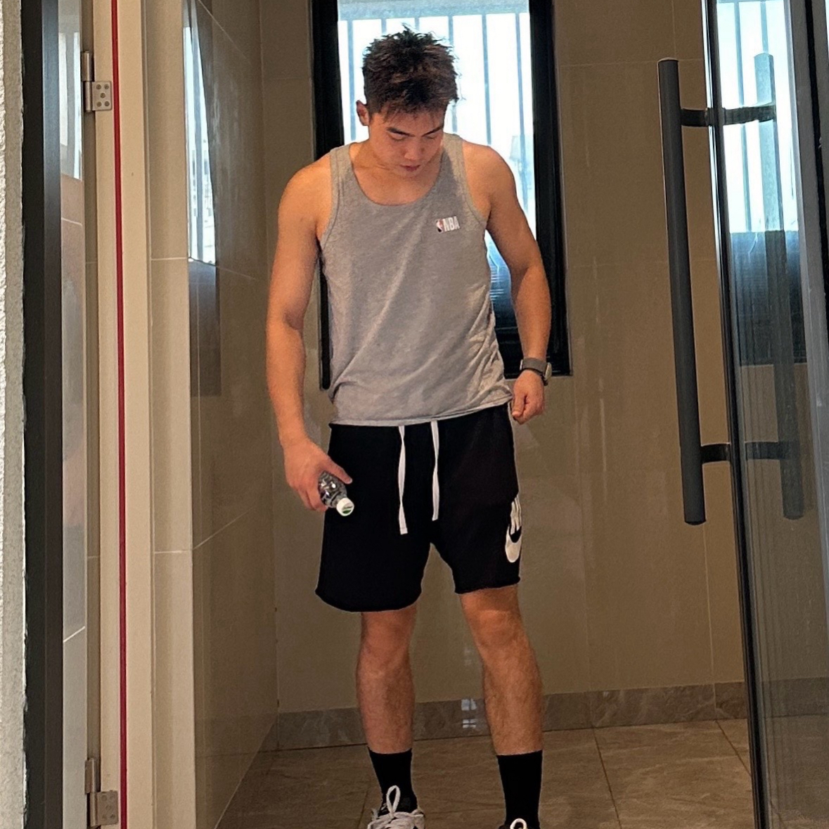 这款NBA纯色背心 颜值绝啦