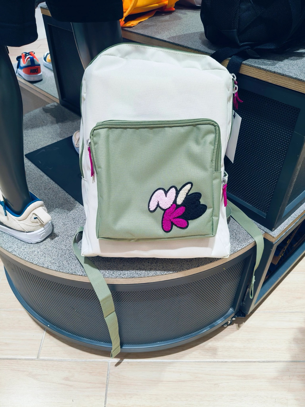 听说你夏天出门缺一款可爱的背包🎒