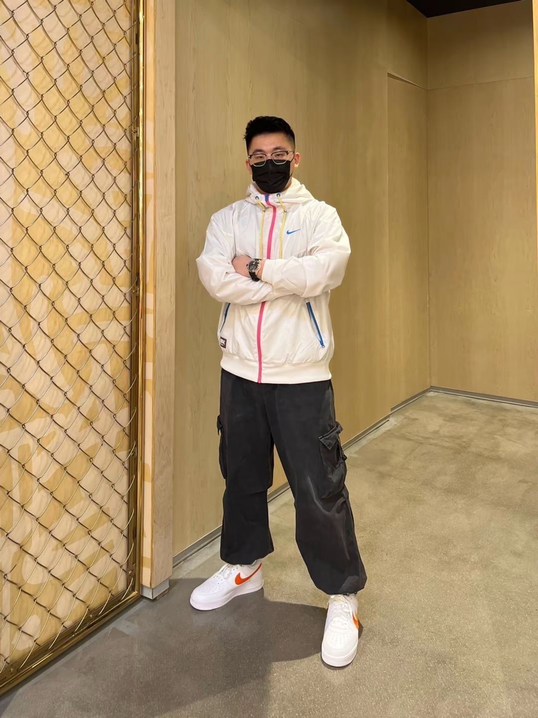 🔥火辣来袭！这NIKE拼接透气轻便型网眼连帽梭织运动夹克，绝了！🛍️