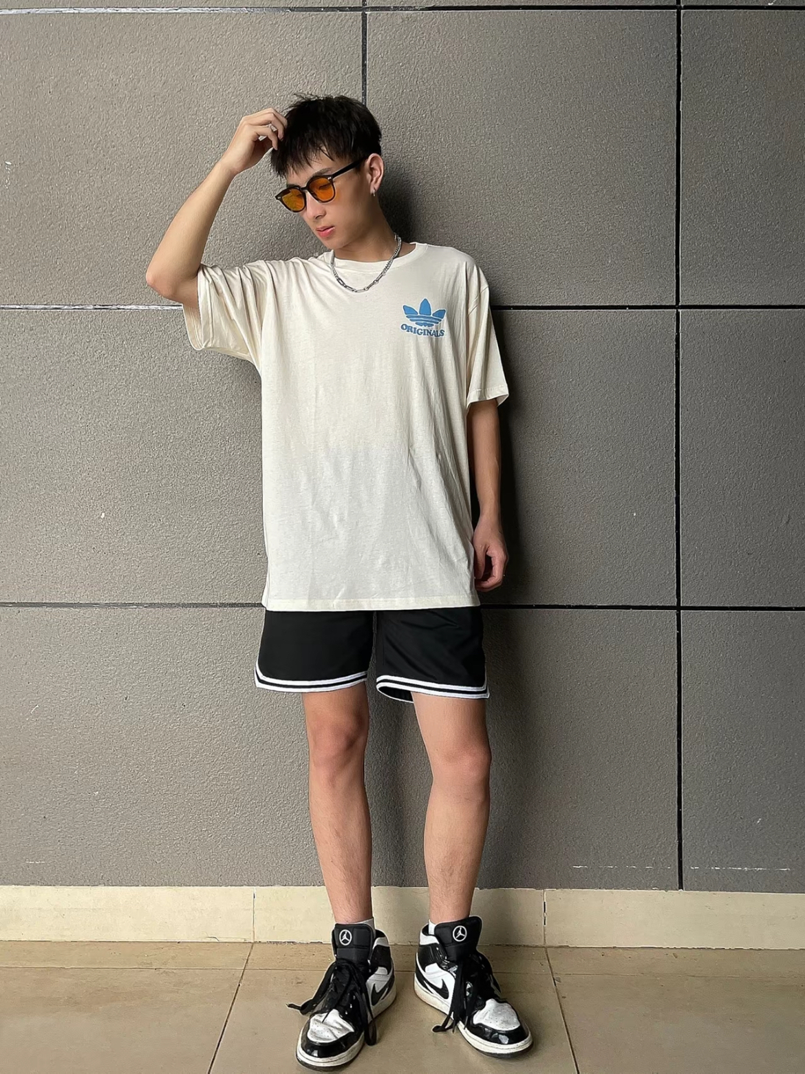 adidas 学生党也能轻松入手的大牌T恤