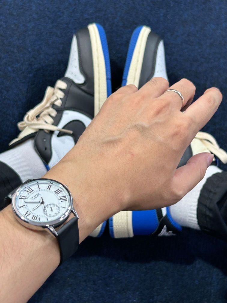 夏日adidas休闲风穿搭🫡戴上手表更有型!