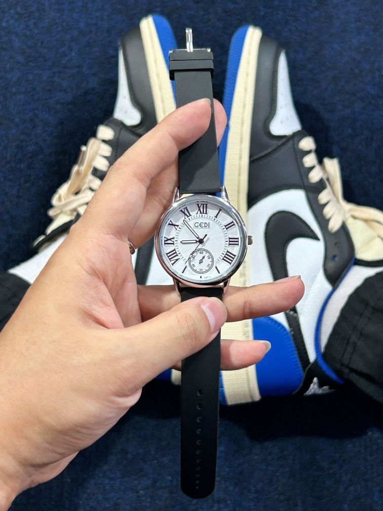 夏日adidas休闲风穿搭🫡戴上手表更有型!