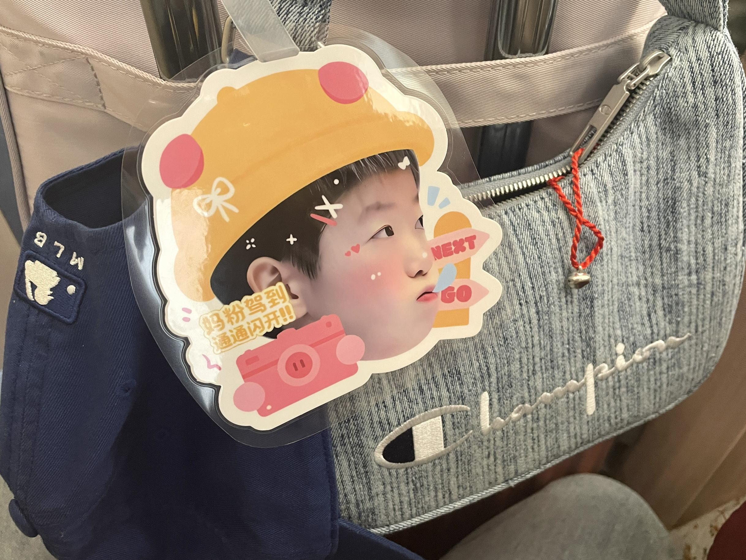 🎒单品介绍（品牌｜款式）：冠军🏆王俊凯同
