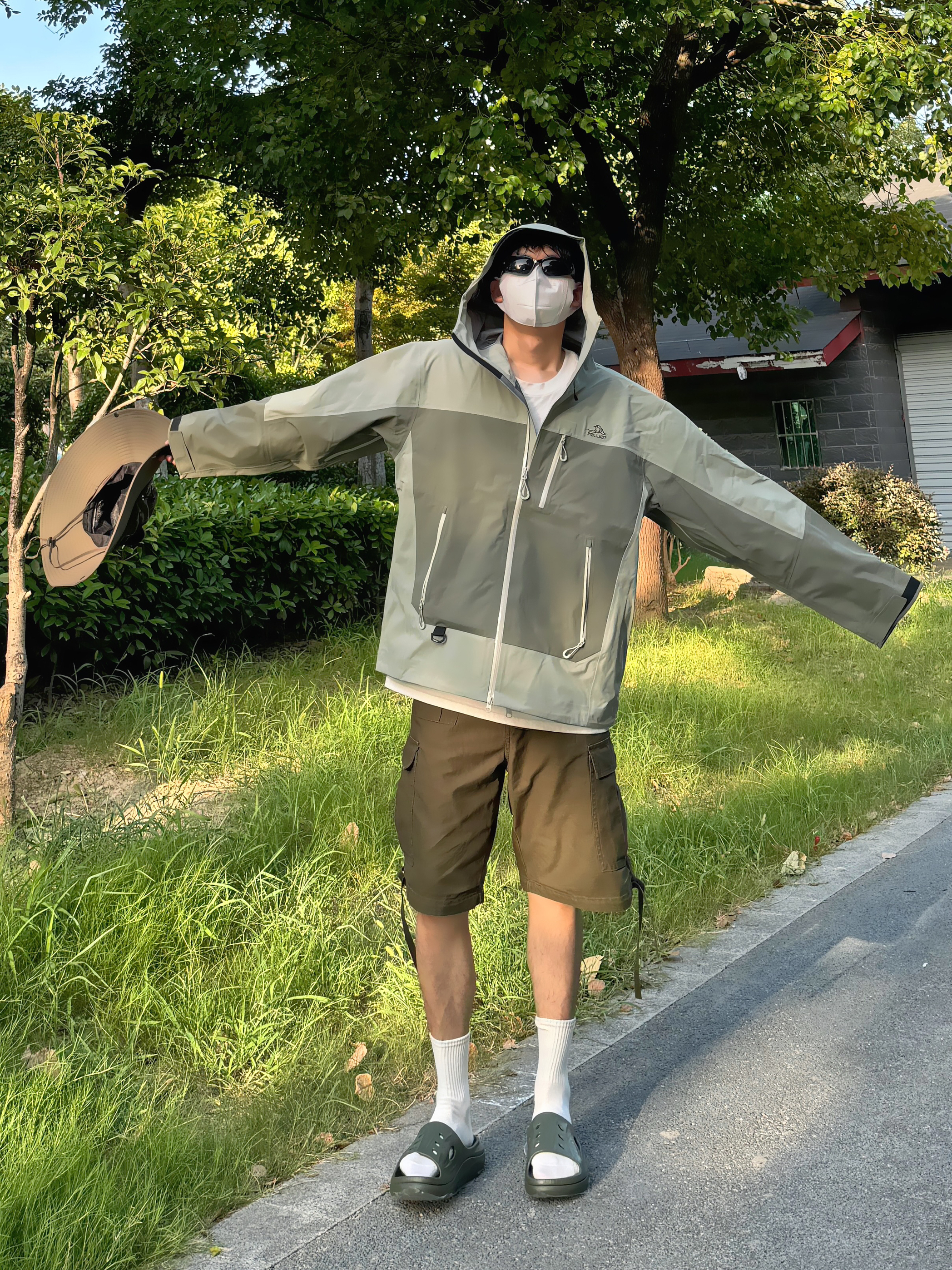 绿色出行♻️秋天是穿冲锋衣的季节
