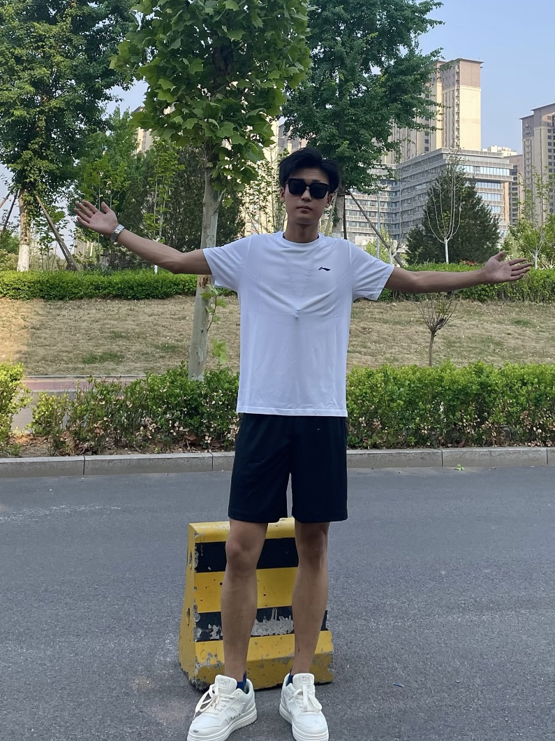 OOTD |今年的第一份运动套装！！