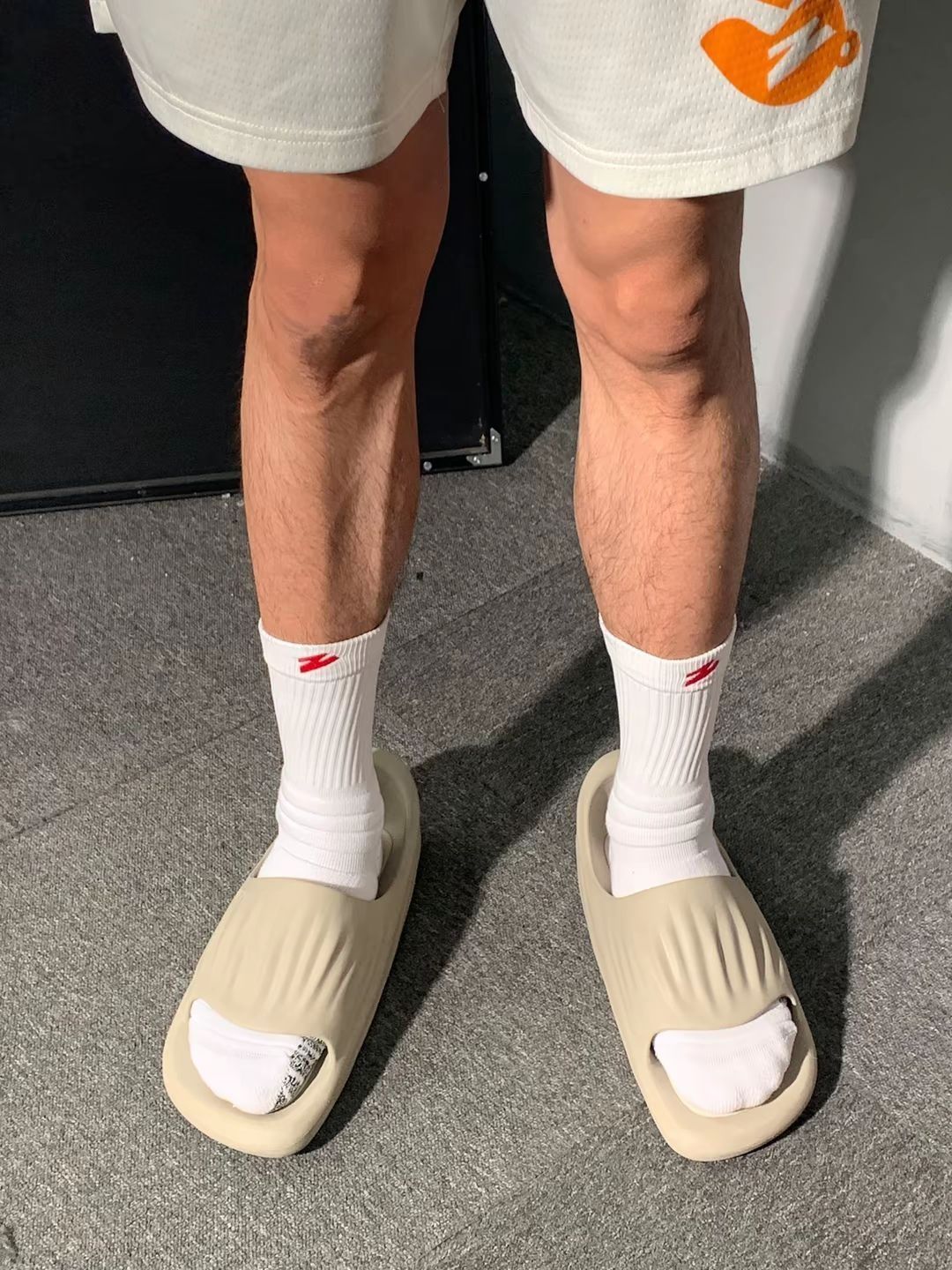 ✨🏀 有志者，篮球实战训练防滑加厚毛巾底长筒袜来啦！🏃‍♀️