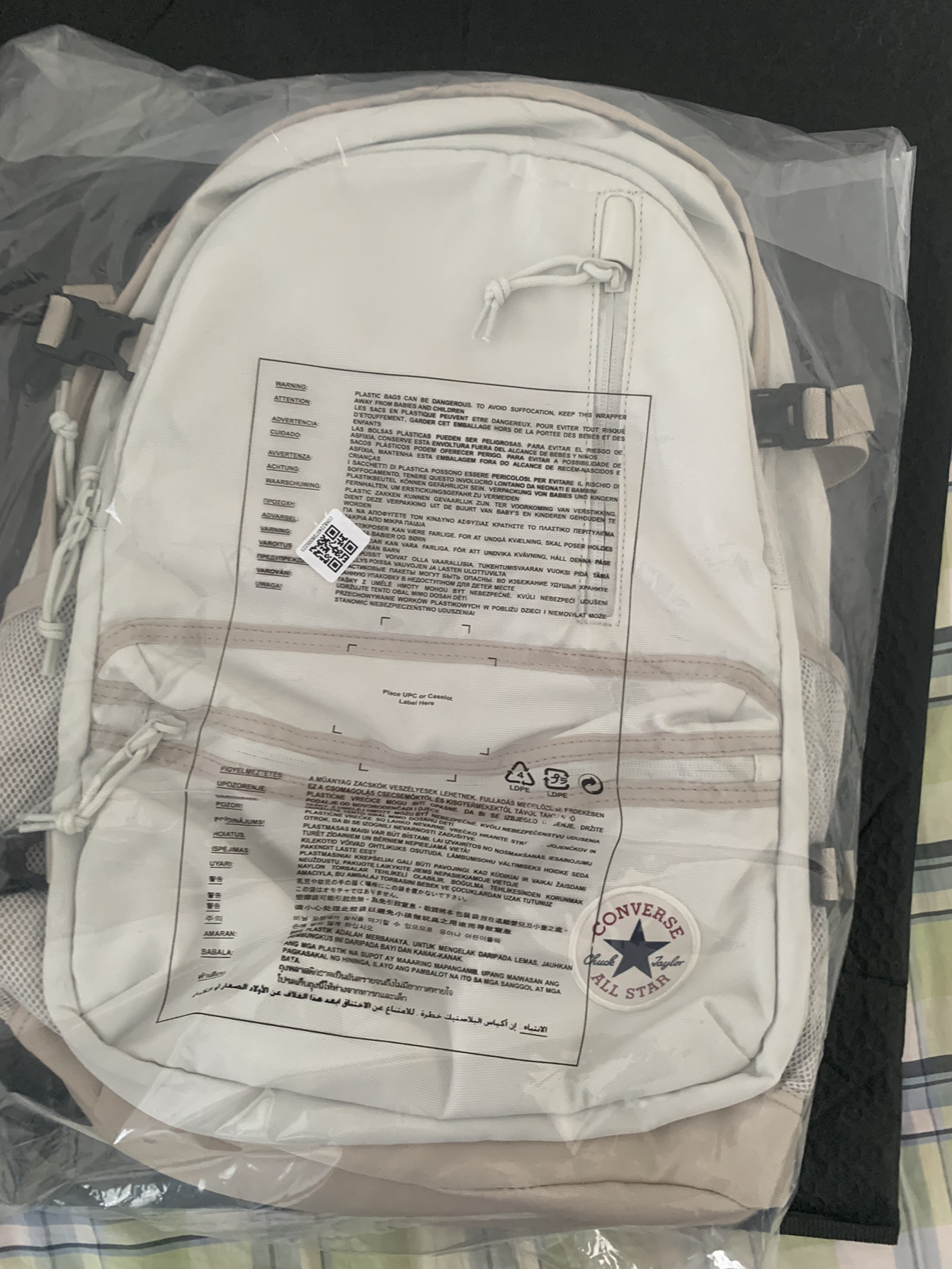 🎒单品介绍（品牌｜款式）：匡威书包

💰
