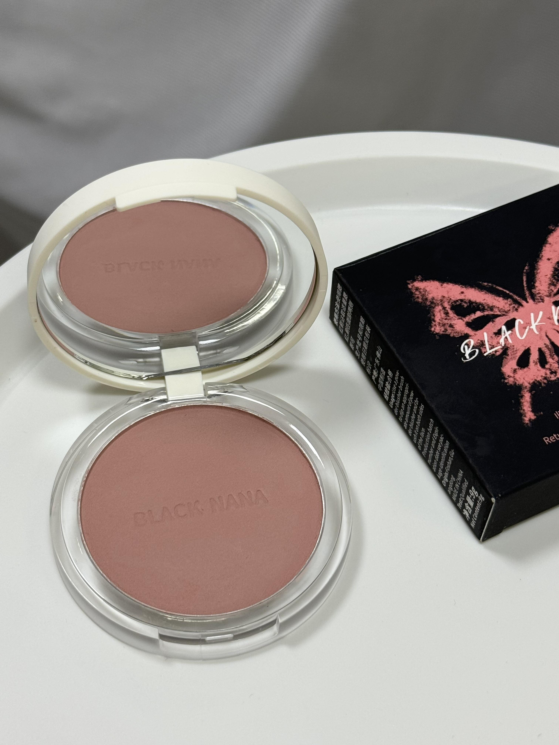 9💰芋泥烟粉 小说里女主涂的就是这一盘吧！