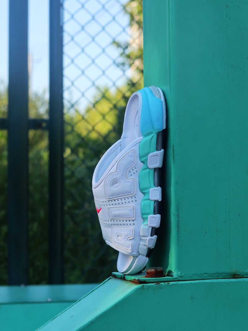 把皮蓬做成拖鞋，这就是Nike的新花样？