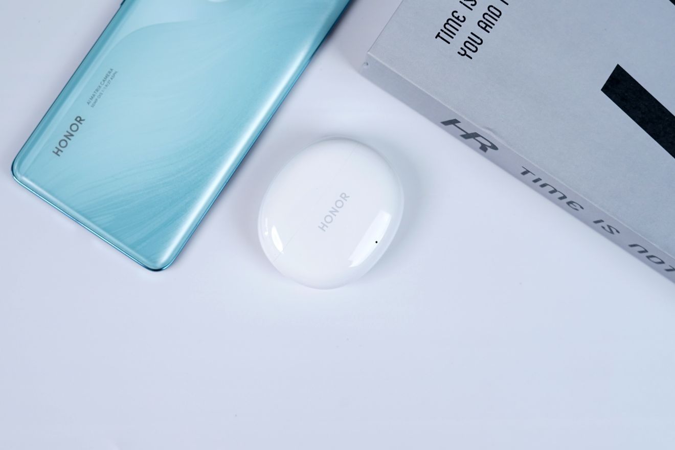 一款被忽视的百元耳机
荣耀Earbuds