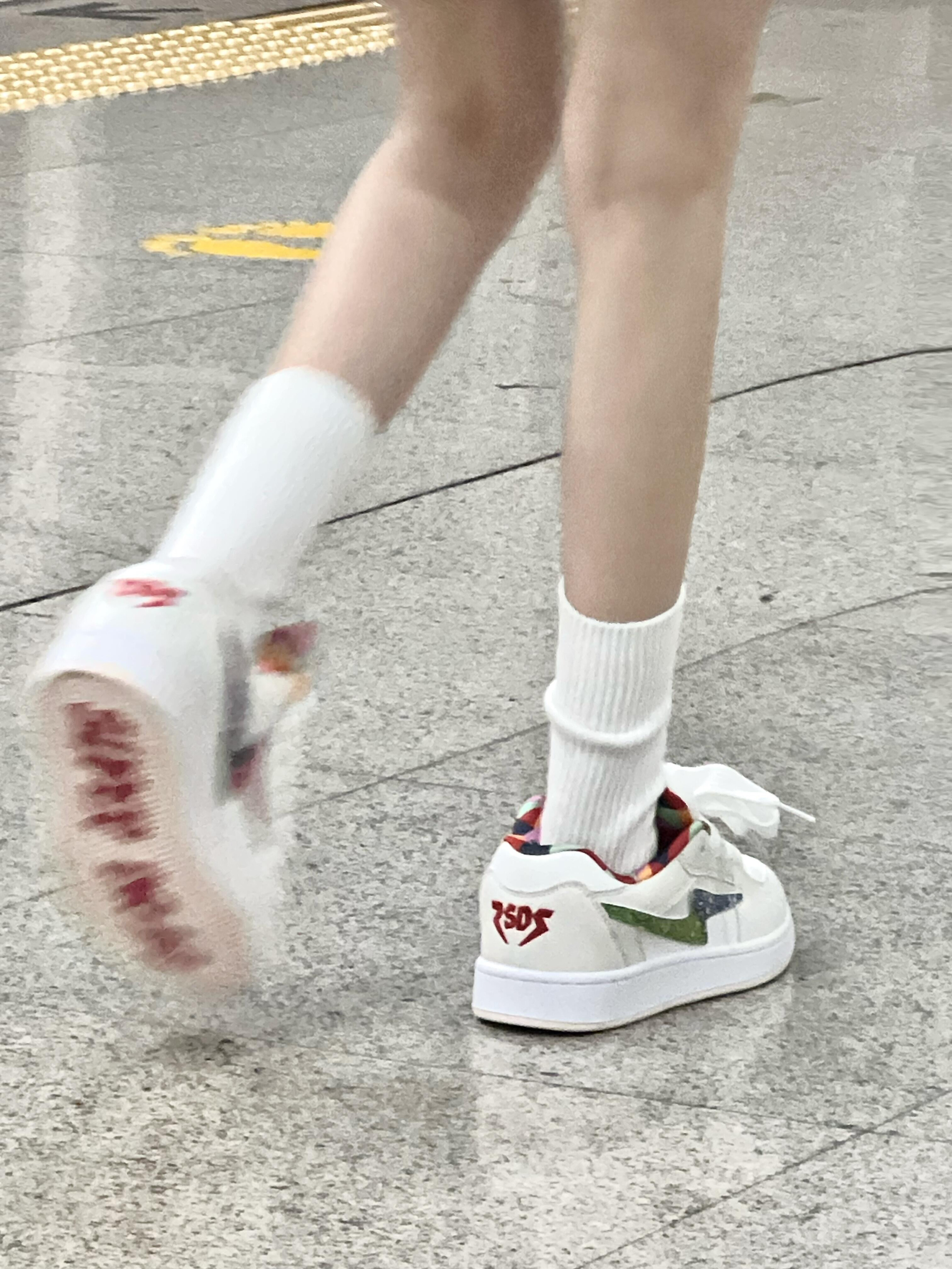 ❗️woc…这🛹吼吼看😭！！腰果花真的🐮🍺～太可辣！它真的太 可辣!