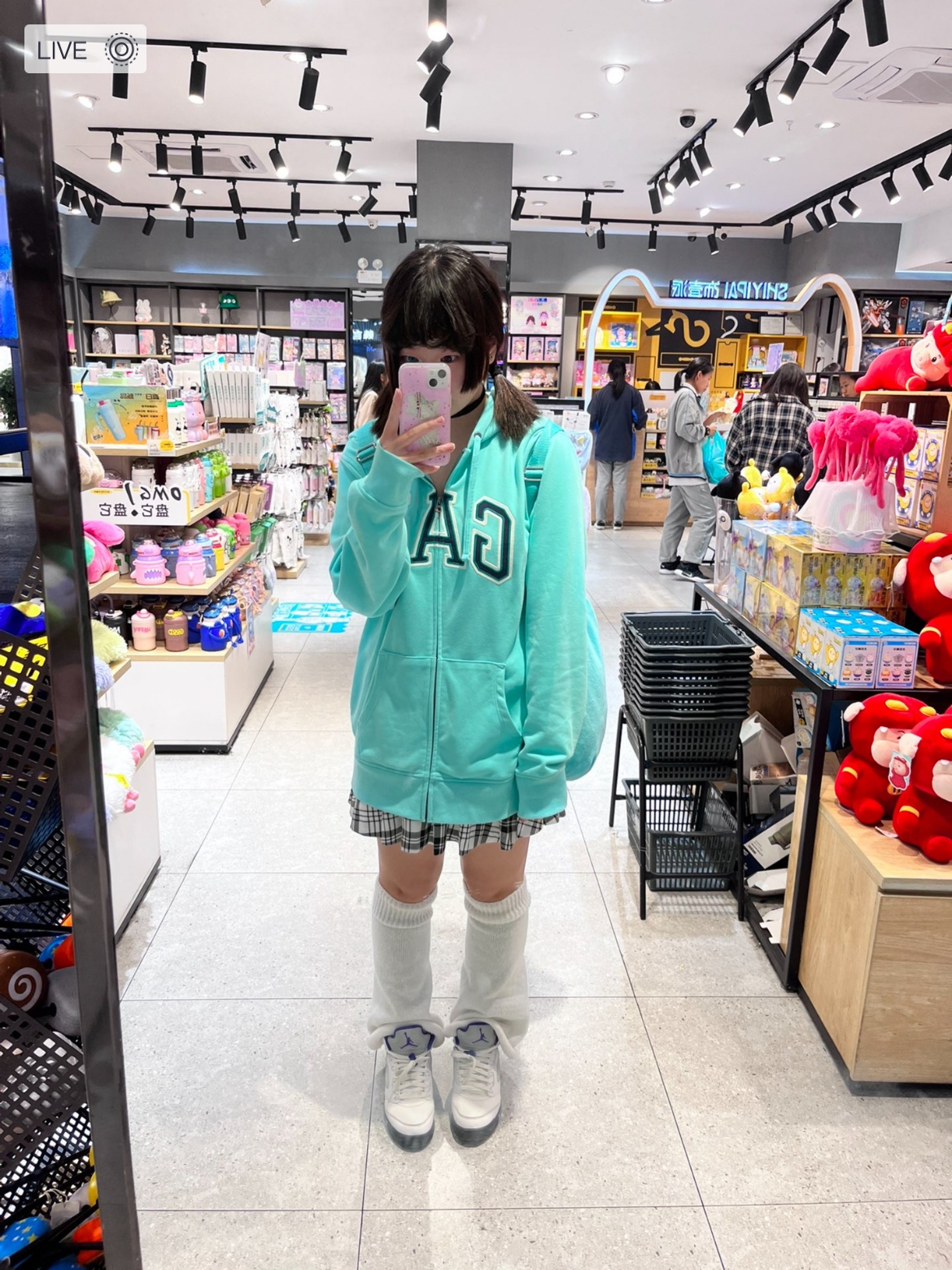 Gap 秋天的第一件卫衣