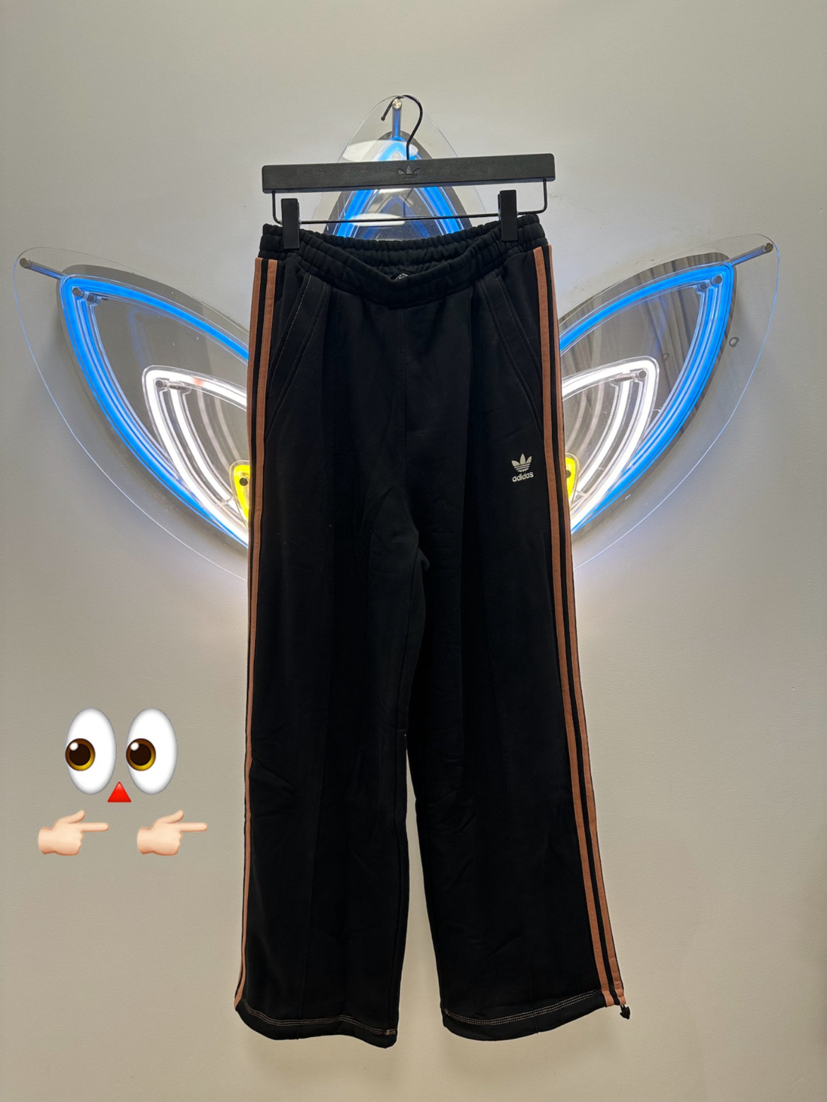 adidas 这裤子简直是我的时尚利器