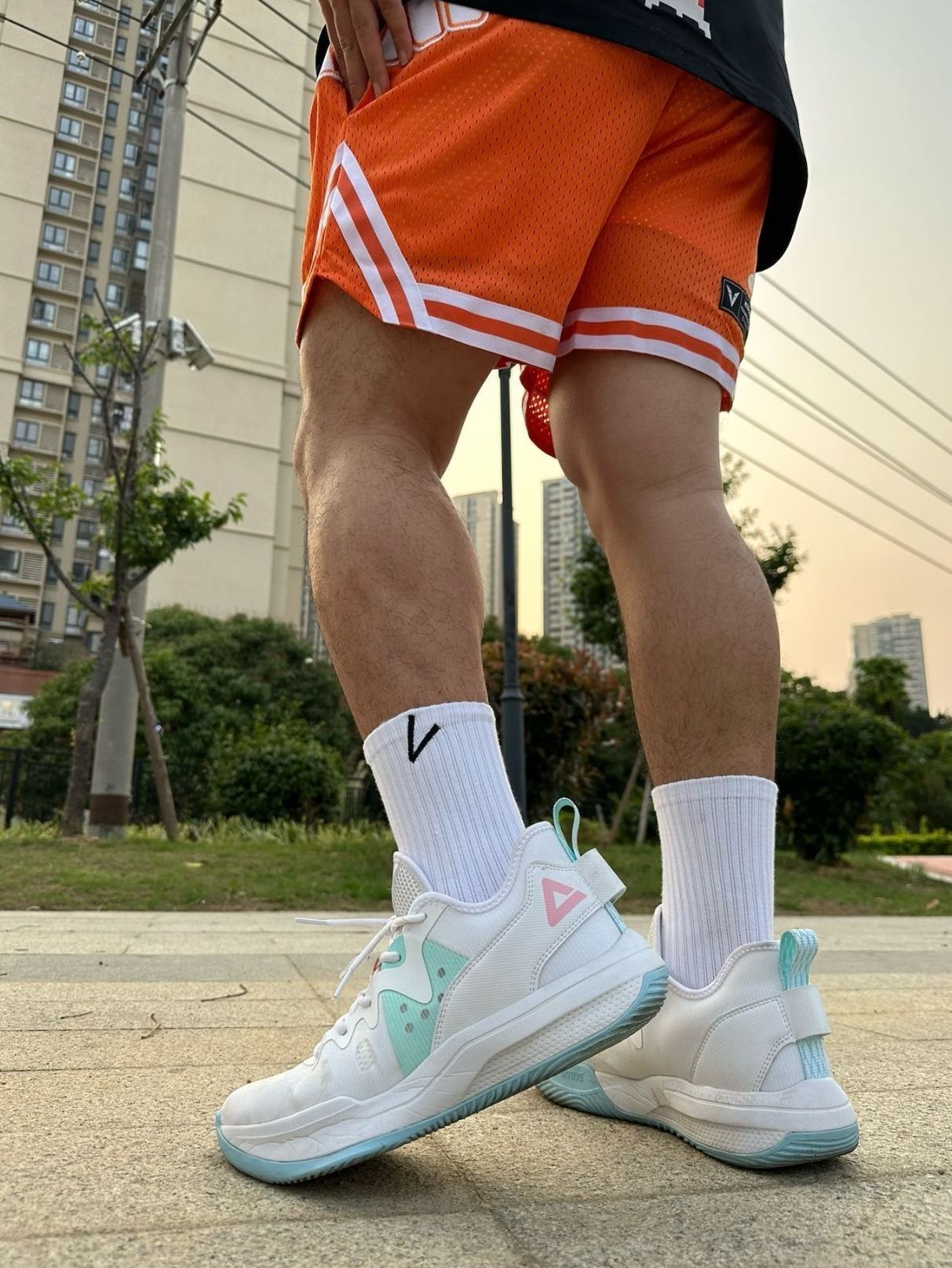 还找不到极简约的袜子吗