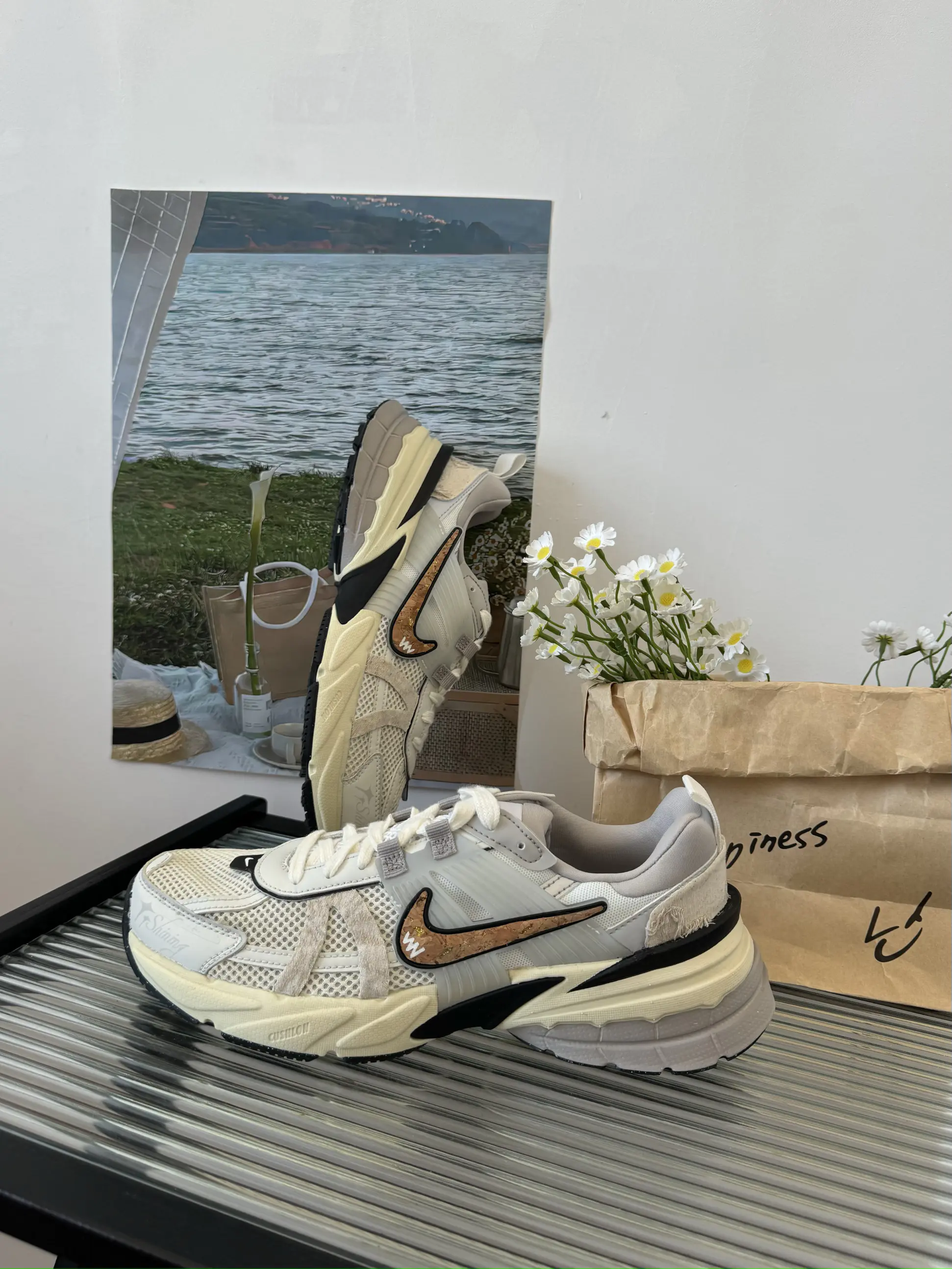 nike v2k run真的好好看😻