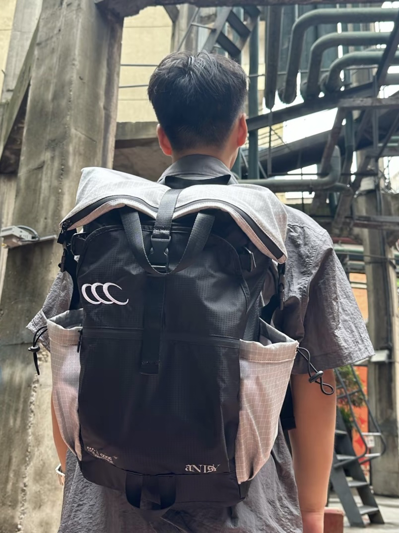 轻松背负我的全世界