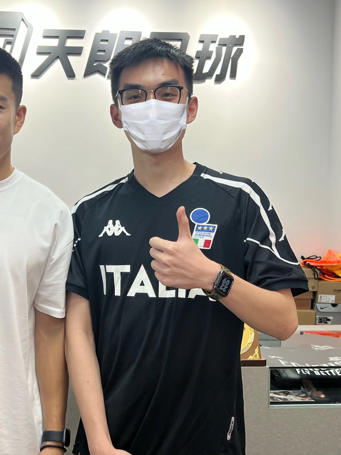 Kappa 复古舒适的运动短袖