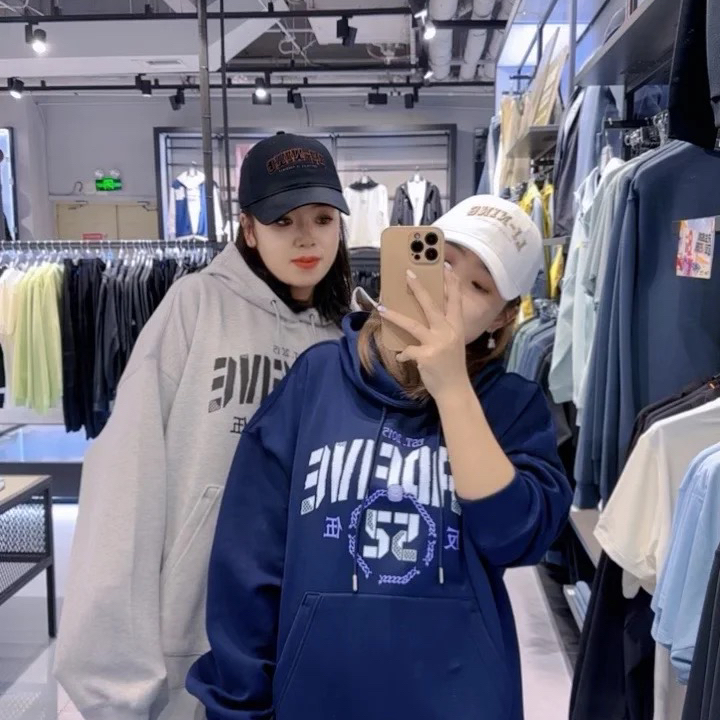 Ootd | 没有卫衣的秋天,是没有灵魂的!
