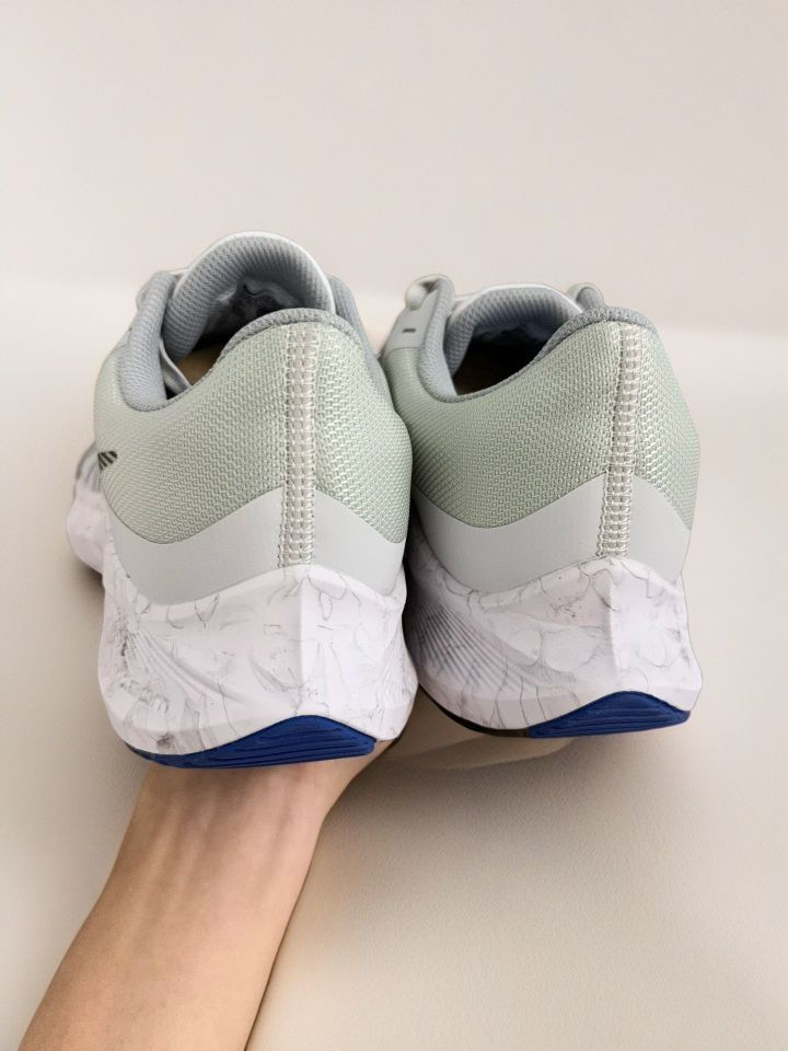 Nike Zoom Winflo 8,跑步新选择