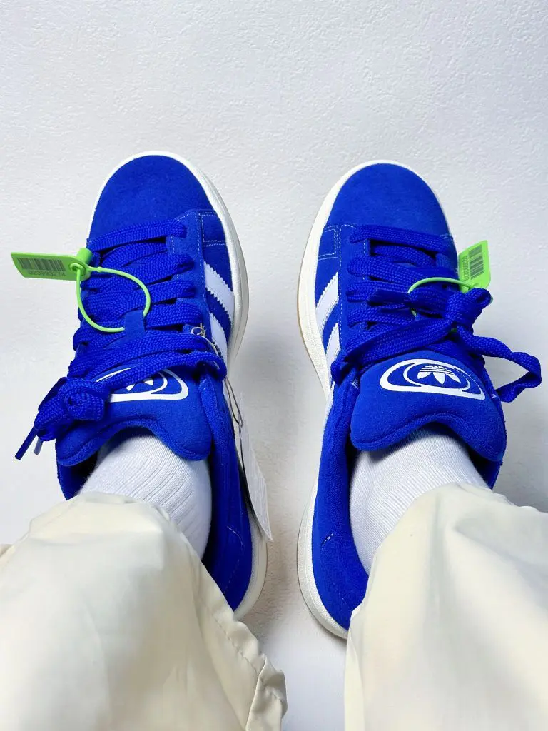 今天很帅 深蓝色心情不忧郁💙