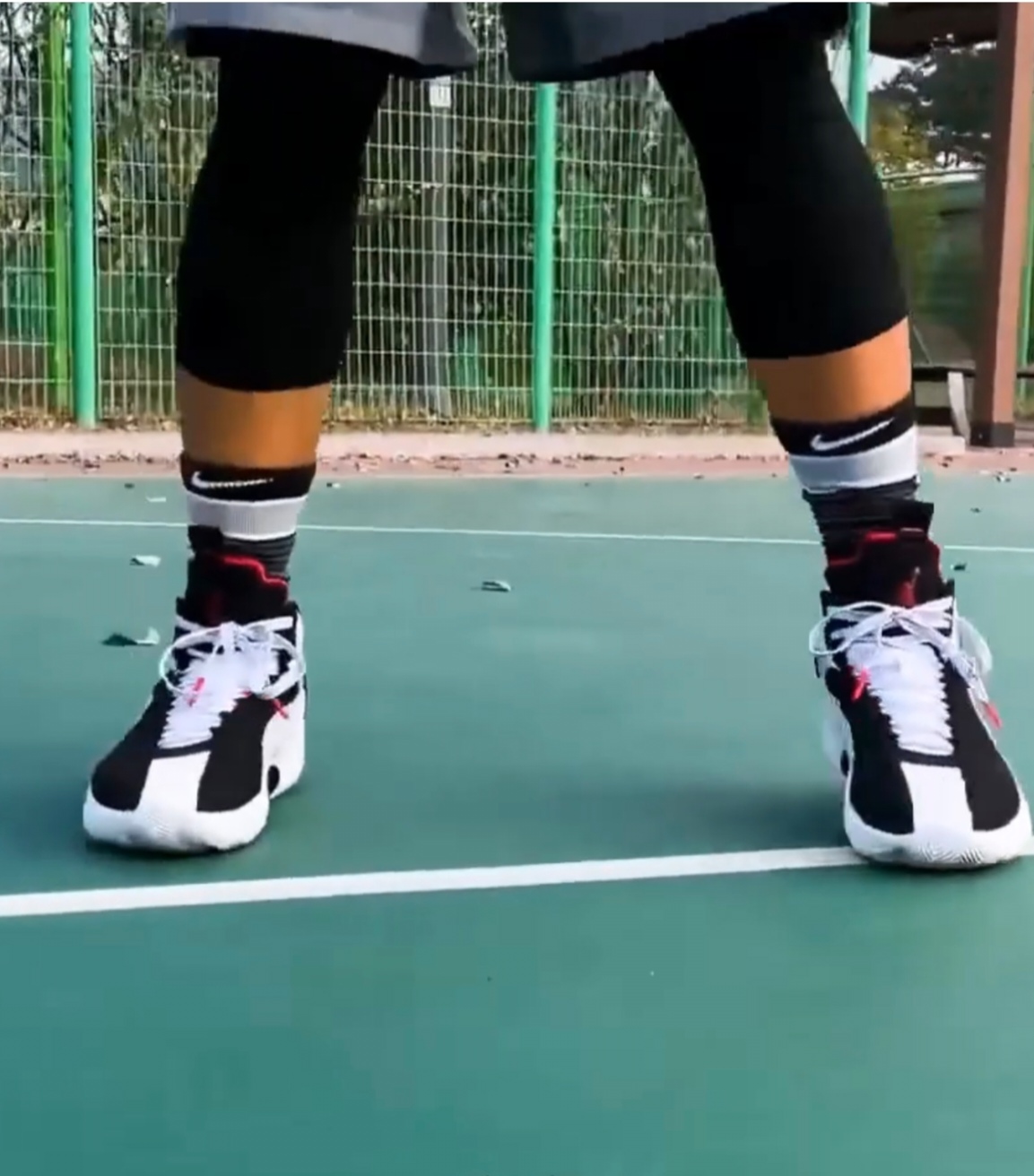 Air Jordan 35“DNA”PF：黑白红三色交织，实战篮球鞋的酷炫之选