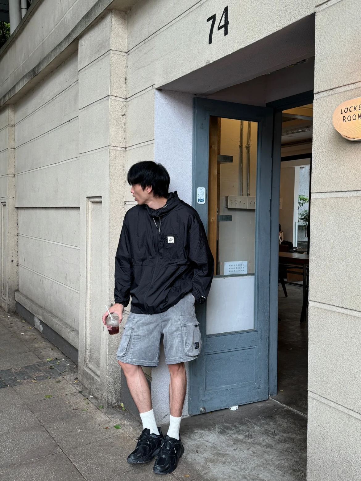 乔丹体育 帅气又亮眼的冲锋衣