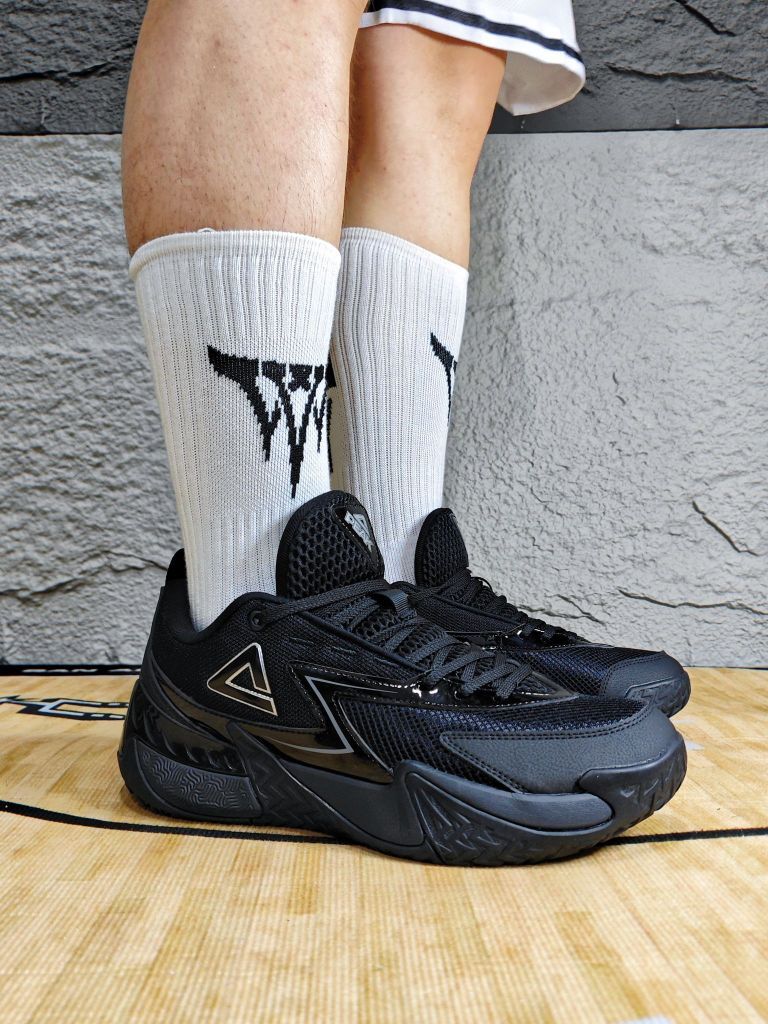 🌝起早贪黑，打水泥场~🏀