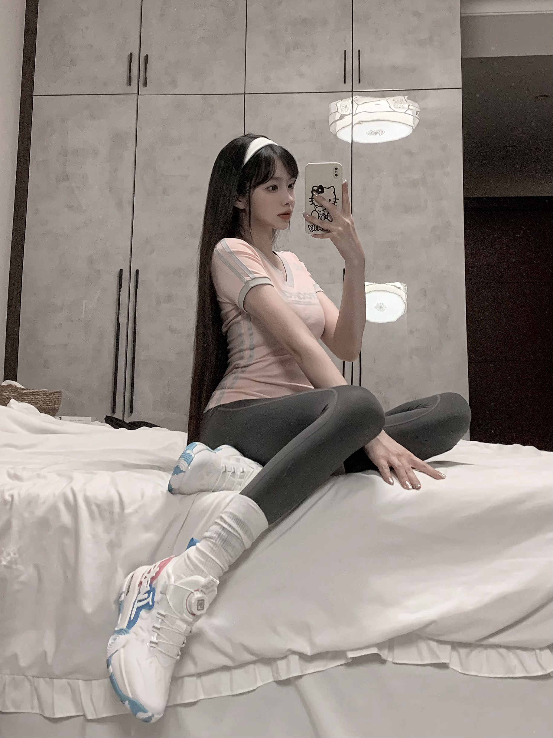 穿成这样去打羽毛球可以吗