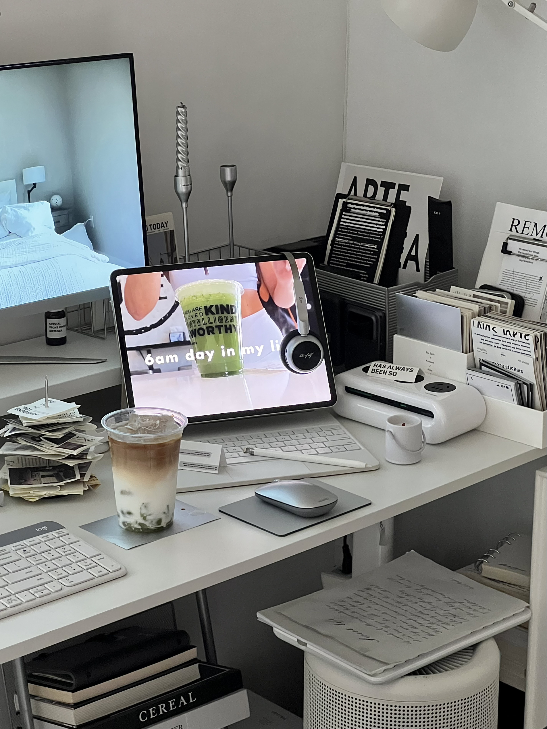 my desk 我的书桌好物🎧.