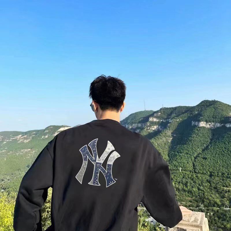 秋冬穿MLB不要太百搭了 我说的