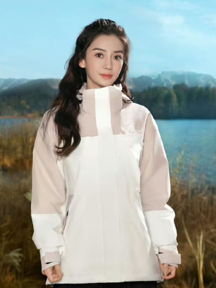 杨颖同款的骆驼冲锋衣!