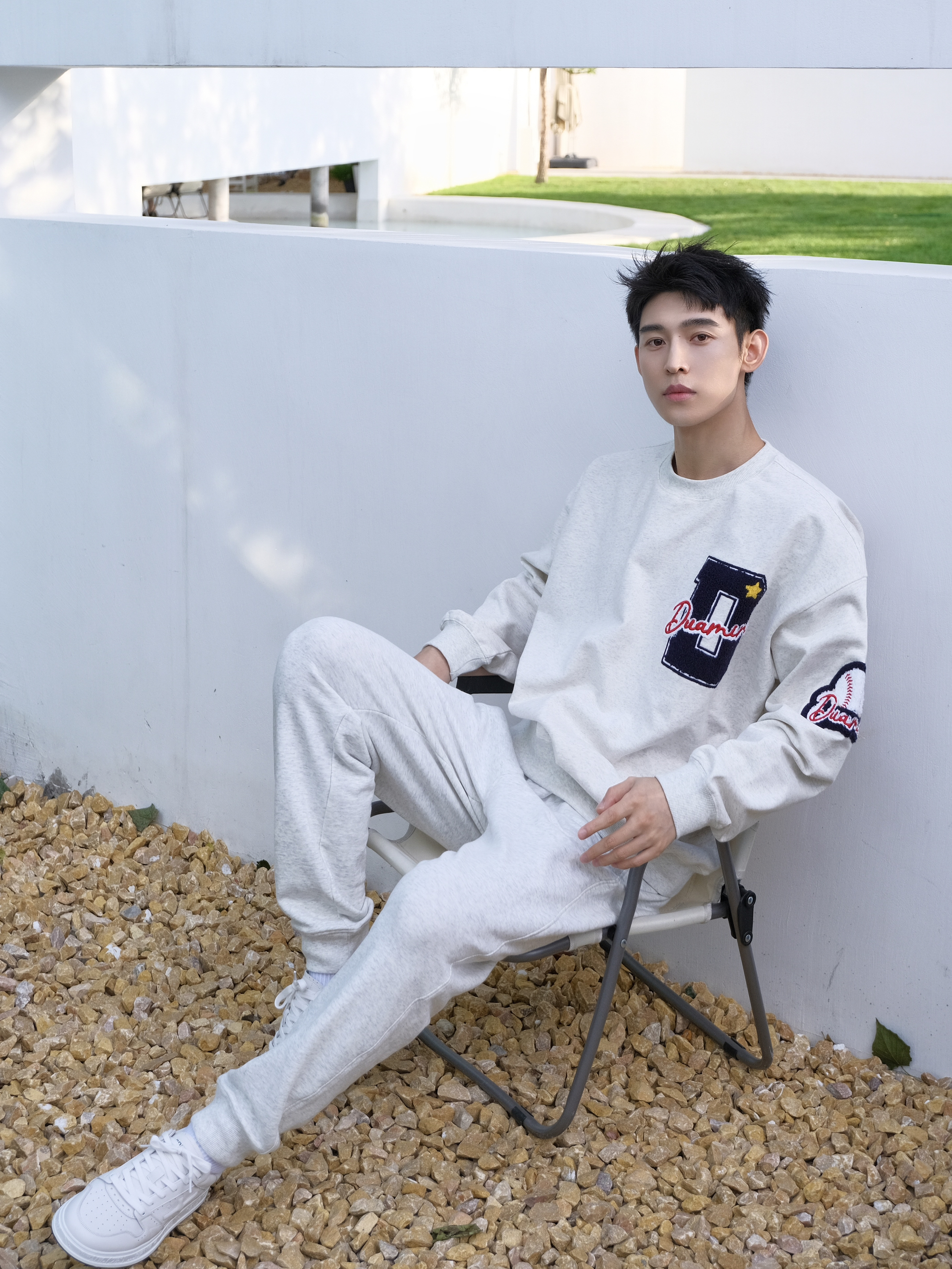 男大学生初秋这么穿真的好帅啊