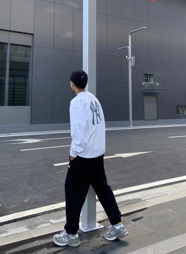 清爽MLB卫衣才是少年感的king