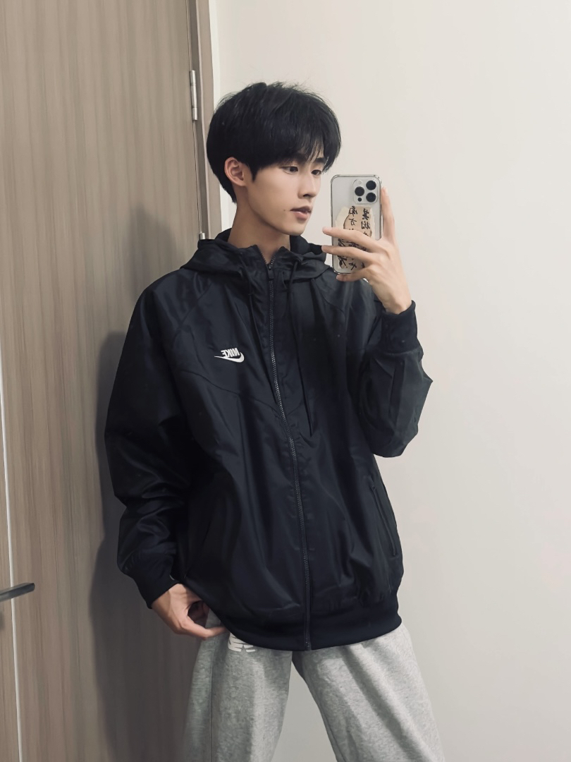 OOTD |梭织机能风外套太酷啦