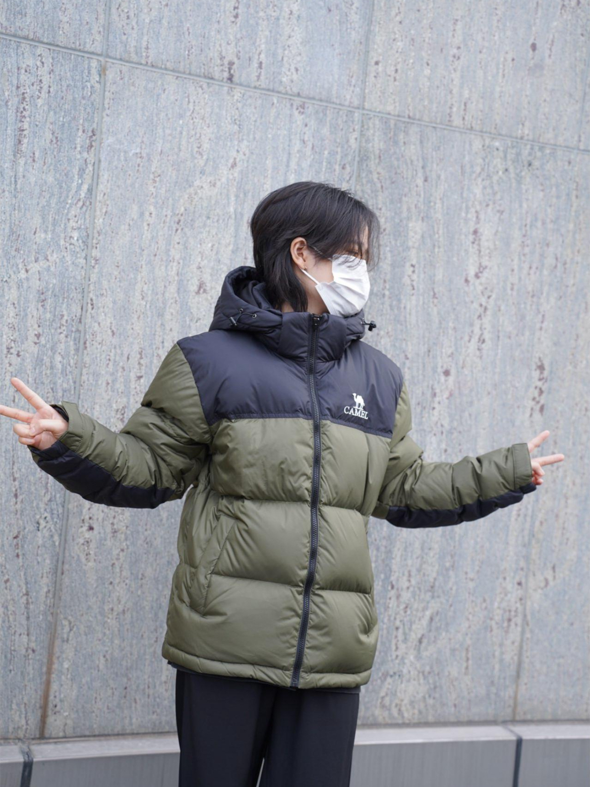 Camel 个性拼接羽绒服果然没选错