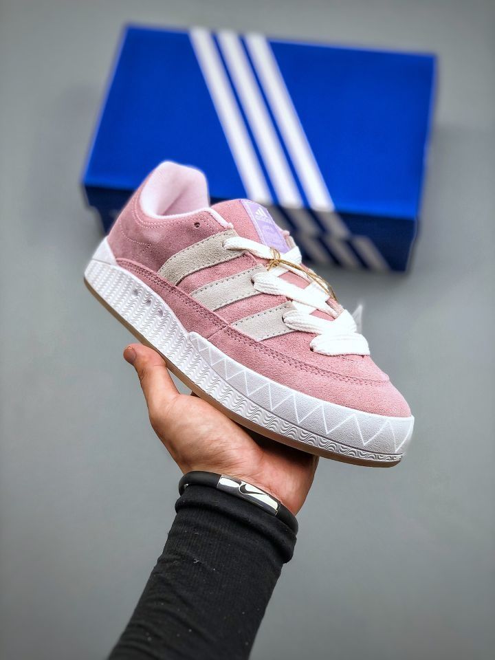 送人自己穿都不错，适合女孩子的一款