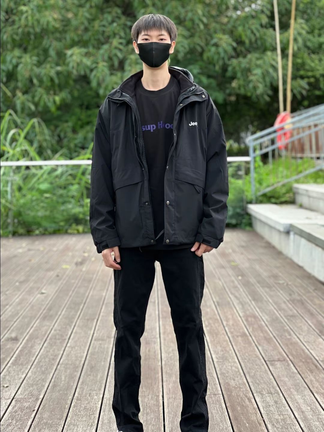 📣哇塞！这件吉普的冲锋衣真的太赞了！😍