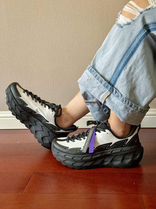 陆地巡洋舰🚙陆巡应该是这个意思吧