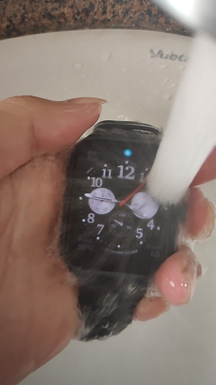 OPPO Watch 3Pro防水测试
