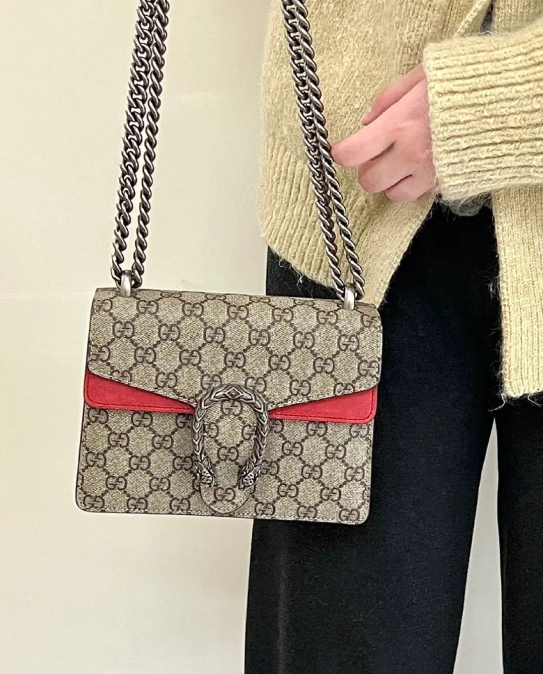 5折半价入手得 Gucci 红边酒神