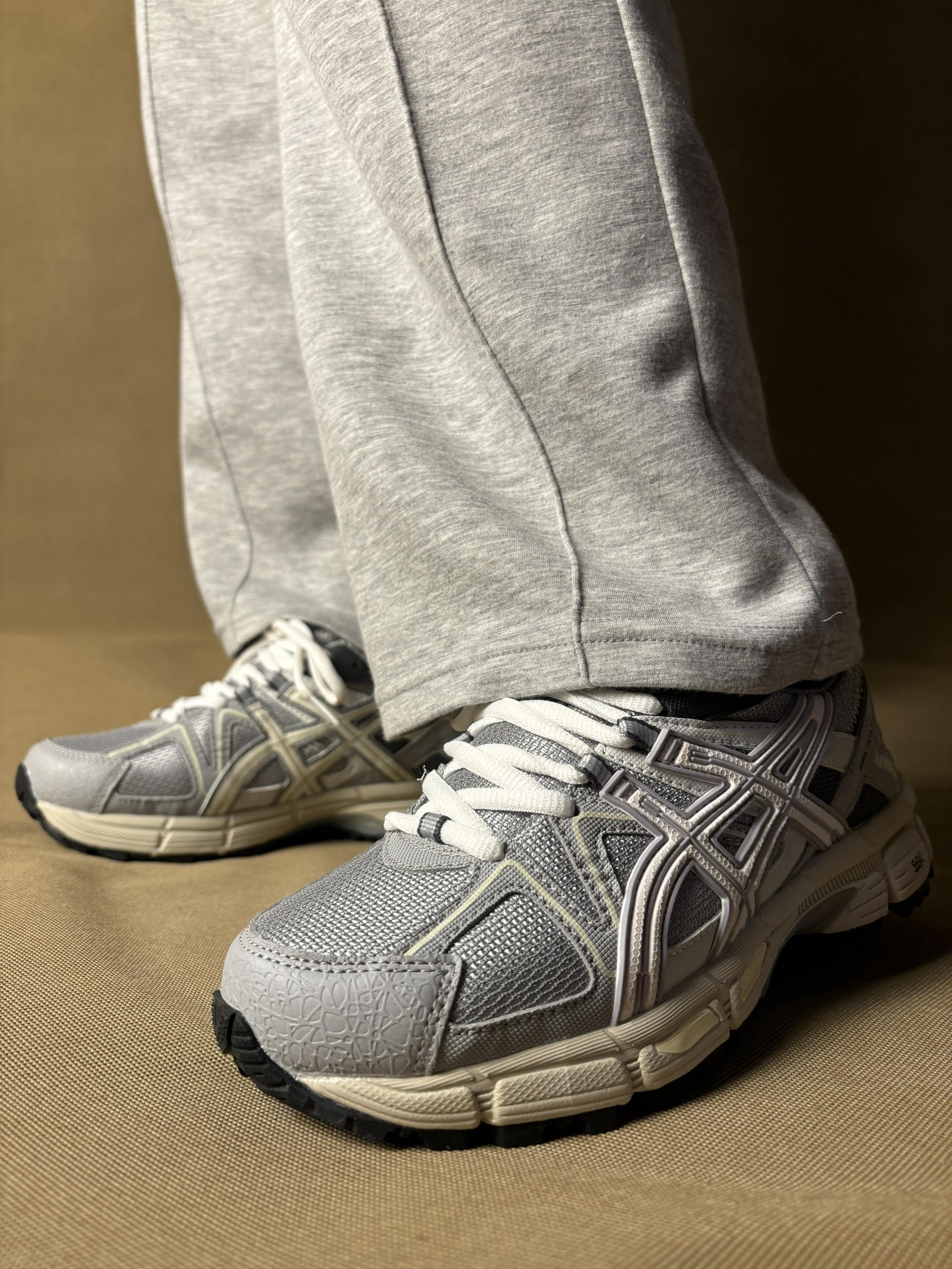 👟球鞋名称：ASICS亚瑟士GEL-KA