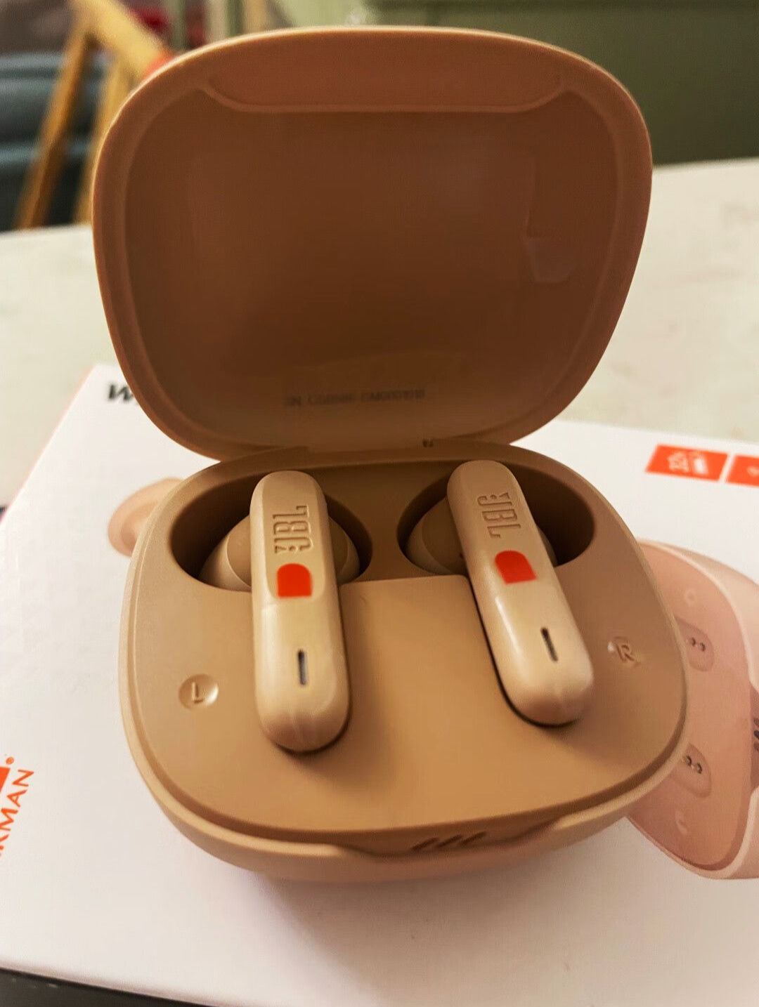 听大牌声音，享优质音效：JBL WAVE FLEX