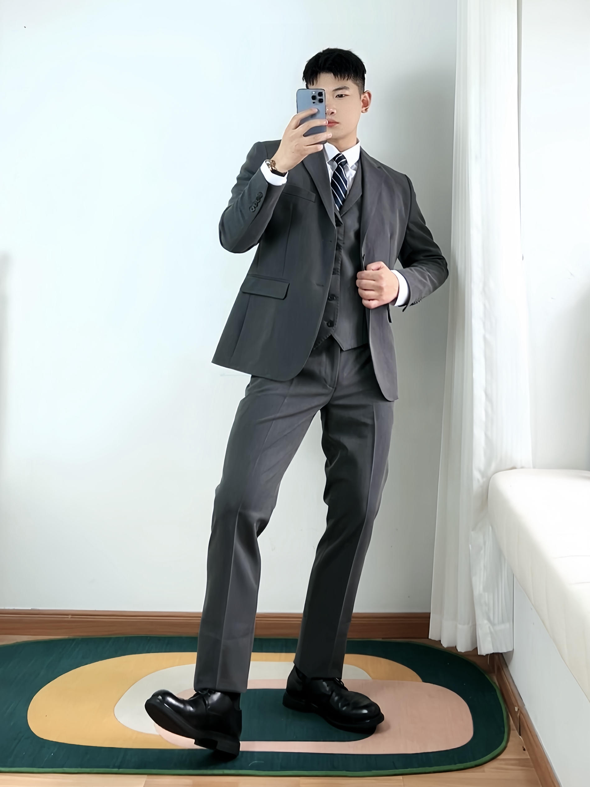 心动的职场穿搭👔 | 男人味“西装灰”🩶