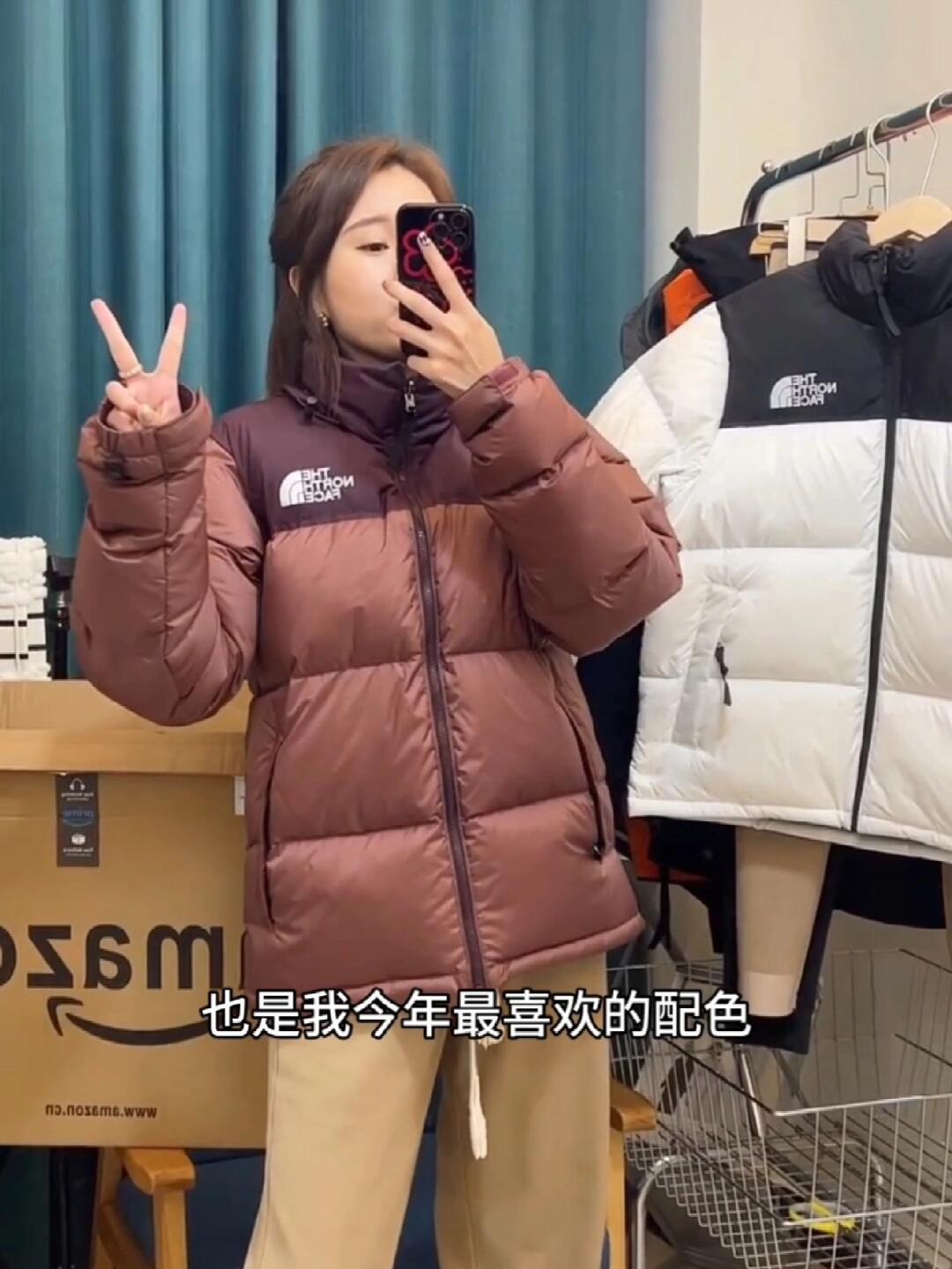 北面颜色怎么选❓心心念念的羽绒服最美酒红